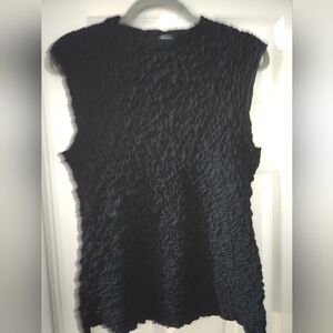 Chic Black Sleeveless Textured Top